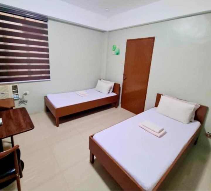 Brielles Travellers Inn Tagbilaran City Exterior foto