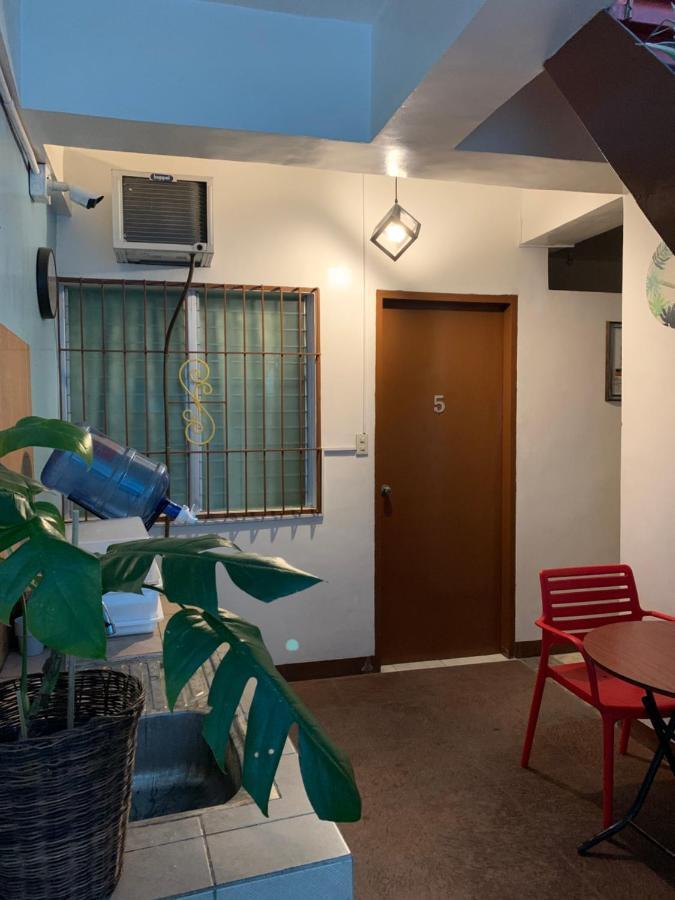 Brielles Travellers Inn Tagbilaran City Exterior foto